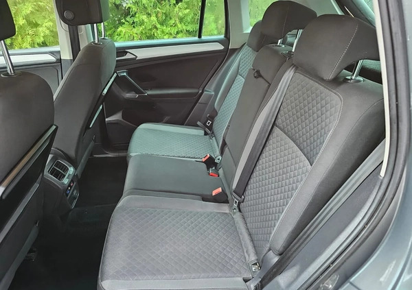 Volkswagen Tiguan cena 31900 przebieg: 138000, rok produkcji 2016 z Chodzież małe 596